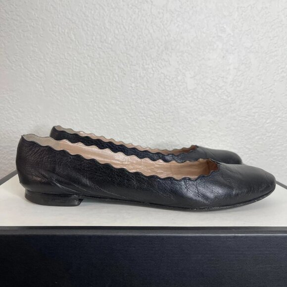 Chloe Lauren Scalloped Trim Black Leather Ballet Flats Slip On Women's Size 9 - Picture 3 of 10